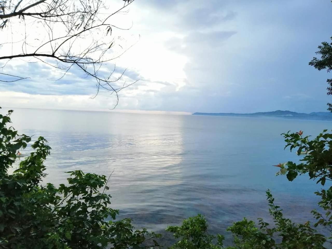 Bohol-Lahoy Dive Resort Guindulman Kültér fotó
